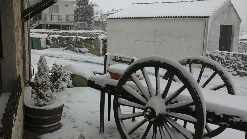 Hotel Rural La Dehesilla Barajas de Gredos 외부 사진